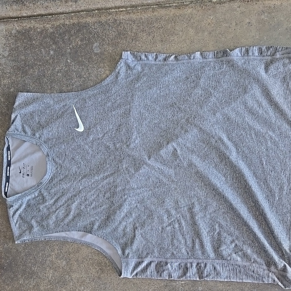 Nike pro sleeveless
